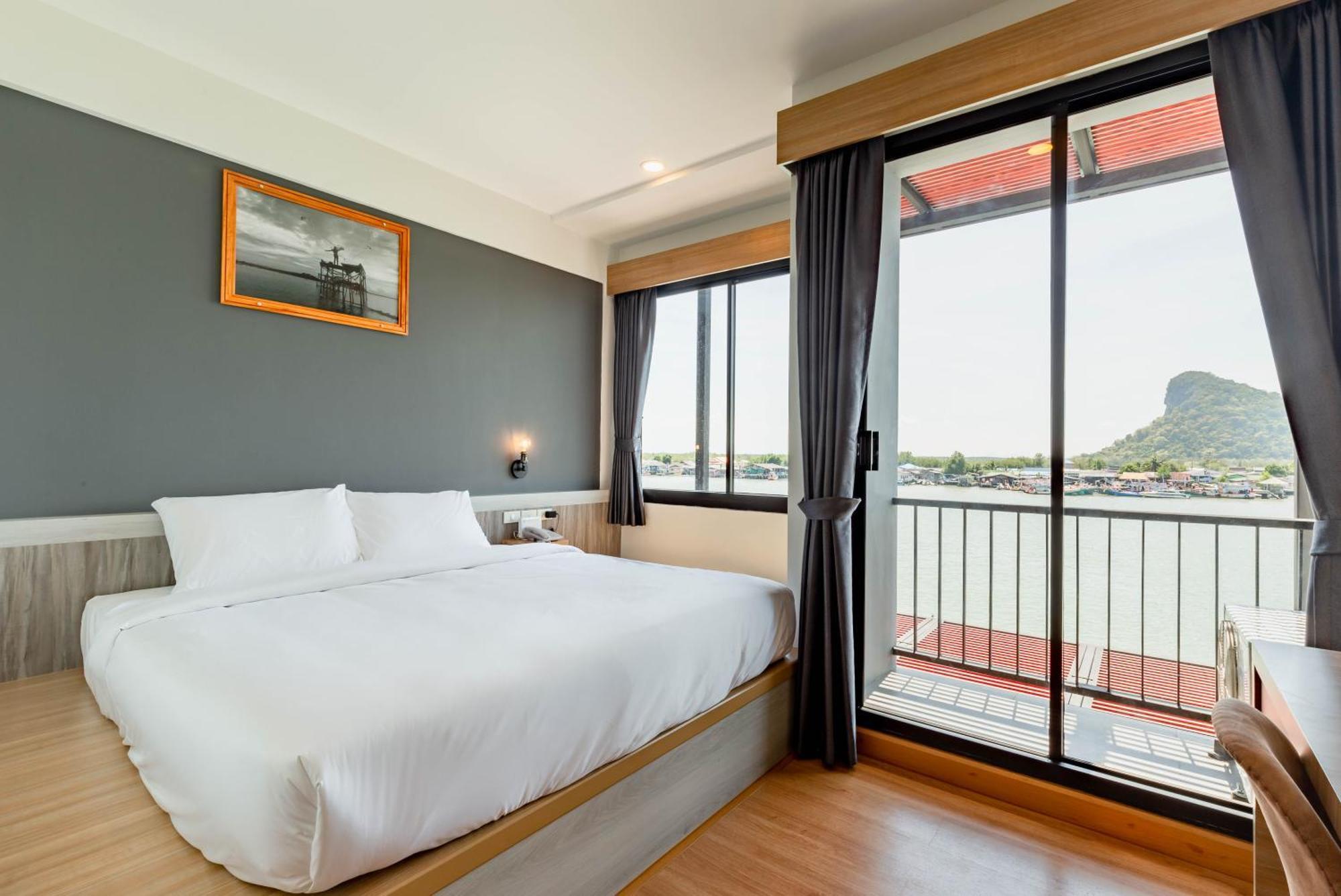 The Blue C Donsak Hotel Surat Thani Exterior photo