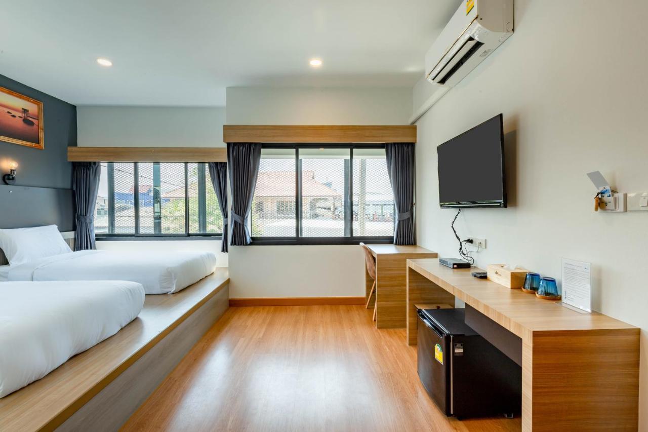 The Blue C Donsak Hotel Surat Thani Exterior photo