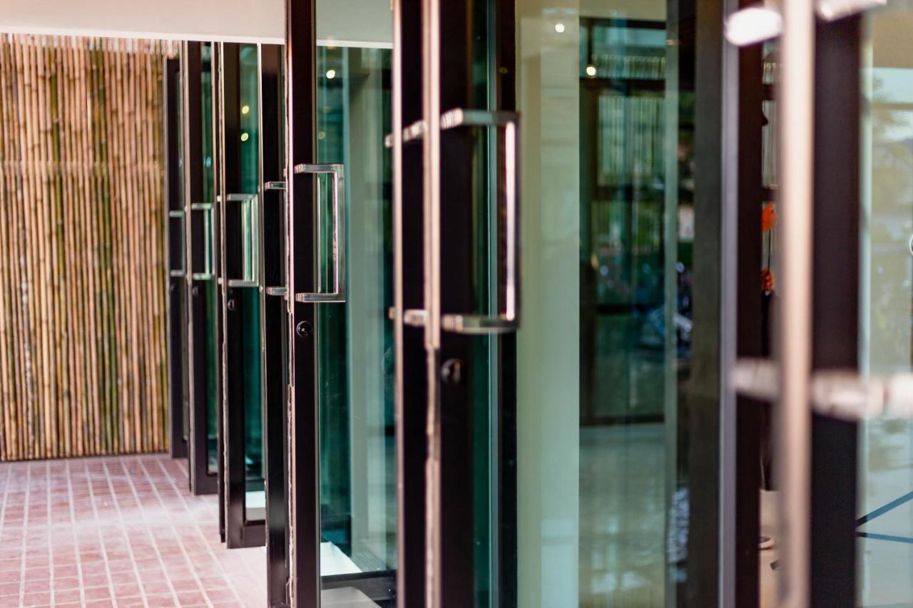 The Blue C Donsak Hotel Surat Thani Exterior photo
