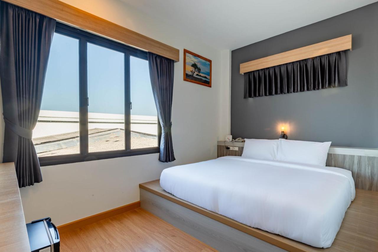 The Blue C Donsak Hotel Surat Thani Exterior photo